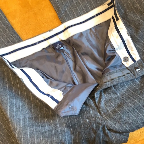 GAP 12R wool pinstripe pants.  pin stripes. - Picture 4 of 5